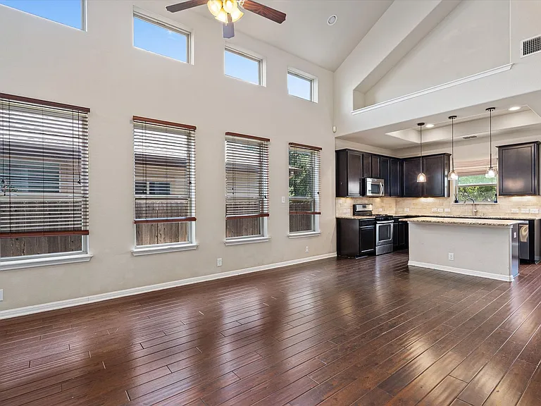 7337 Menchaca Rd #29 — Photo 17