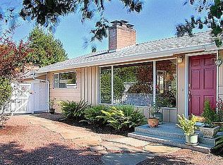 3215 SW 113th St, Seattle, WA 98146