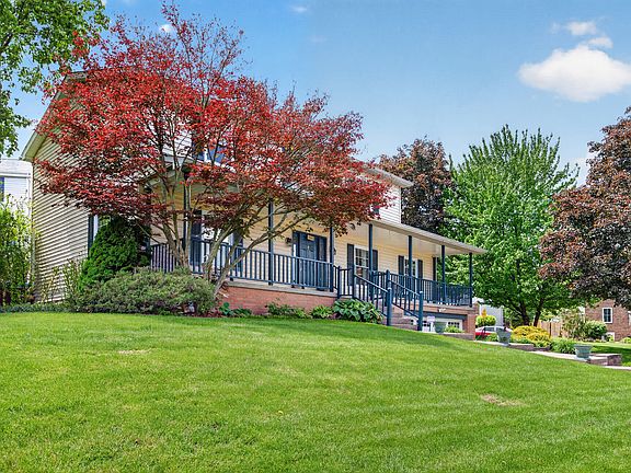 2nd image of 418 Woodcock Dr