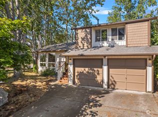 531 NW Mizzen Dr, Oak Harbor, WA