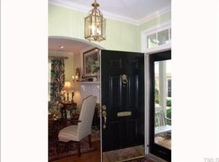 1665 Village Glenn Dr, Raleigh, NC 27612