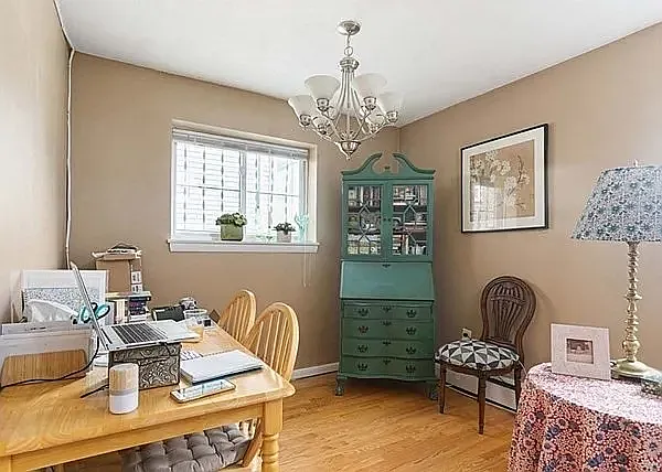 2 bed, 820 sqft, $2,700 — Photo 4