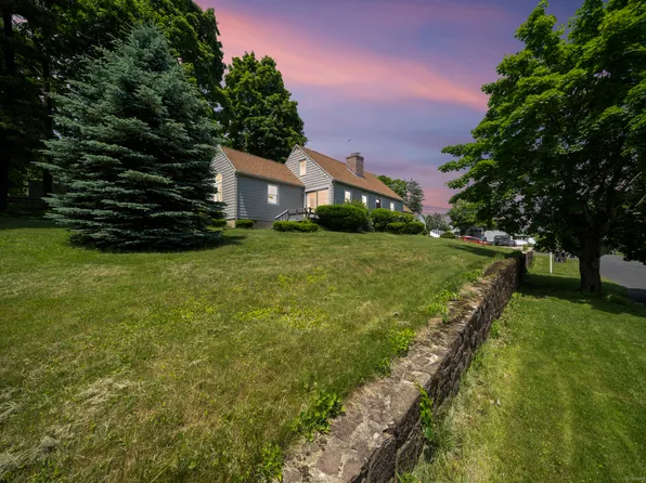 9 South Mountain Drive, New Britain, CT 06052