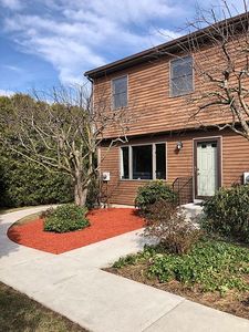 63 Hatfield St APT 8, Northampton, MA, 01060