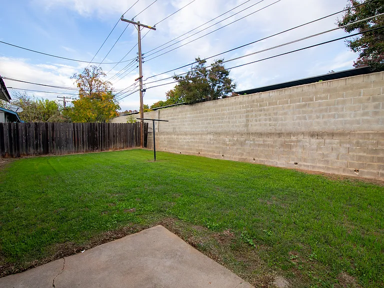 10242 S White Rock Rd-19_11132025