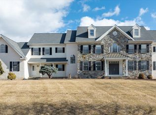 2501 Spring Creek Rd, Lansdale, PA 19446