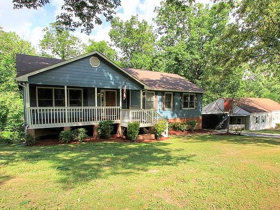 2nd image of 3307 Lockwood Dr