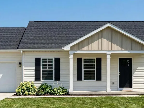 10 Wendell Ln #B, Wagener, SC 29164
