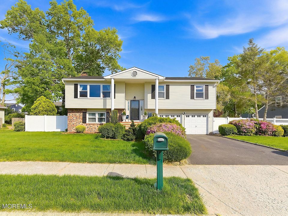 1st image of 85 Bristlecone Drive