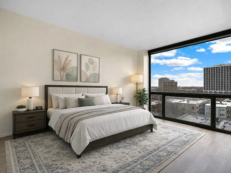 4343 N Clarendon Ave #911 — Photo 4