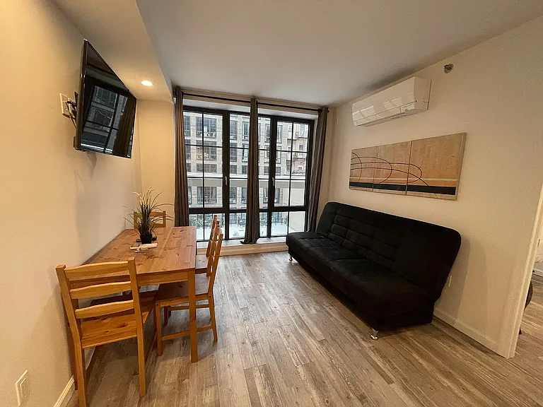 433 W 53rd St #71 — Photo 5