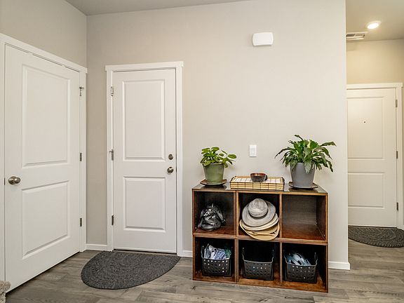 4th image of 18798 108th Avenue Ct E