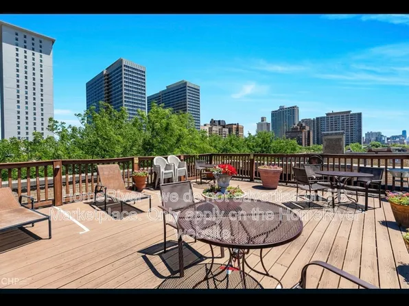 3602 N Pine Grove Ave APT 4C, Chicago, IL 60613