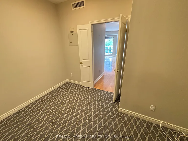 60 Old Mill Rd #405 — Photo 20