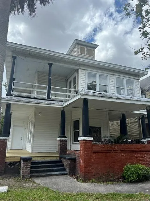 1 bed, $950 — Photo 1