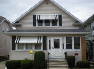 2204 Ashland Ave, Racine, WI 53403