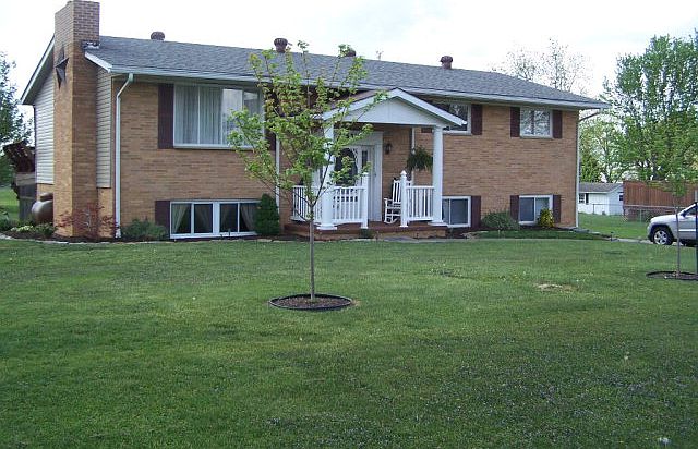 1st image of 2631 Brookhaven Dr
