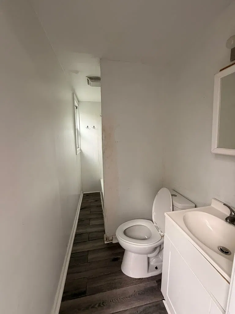 4 bed, $2,050 — Photo 3