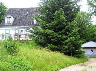 S36W26814 Genesee Rd, Waukesha, WI 53189