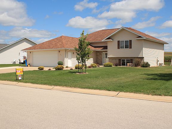 2nd image of 409 Amy Ave
