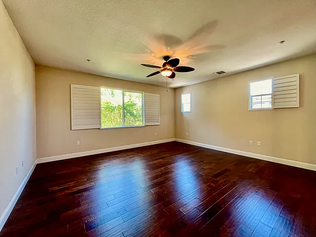 381 Havasu Ct — Photo 11