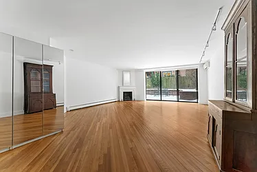 842 Carroll Street, #1