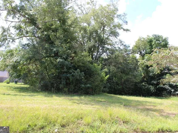 451 Jefferson St, Griffin, GA 30223