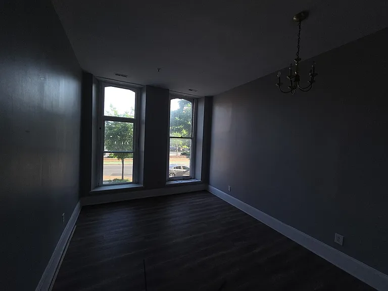 102 W North Ave #A — Photo 11