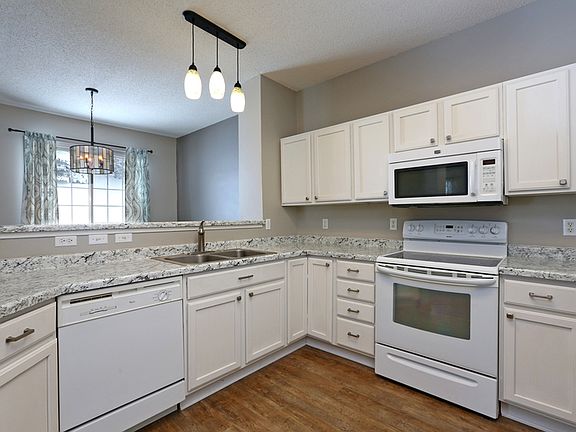 4th image of 3079 Juniper Ln