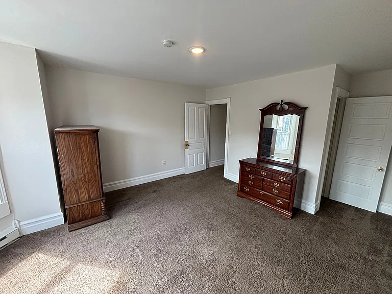 429 W Turner St — Photo 9