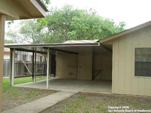 4th image of 4234 TREEGARDEN DR