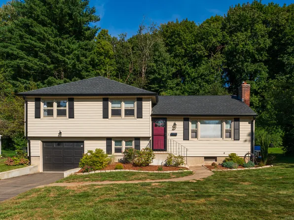 14 Edmund Place, West Hartford, CT 06119