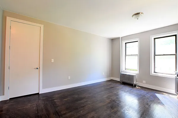 Rented by Clove Realty LLC | media 9