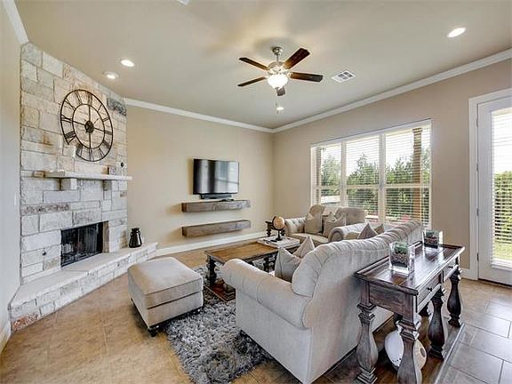 4th image of 2100 Camino Alemeda
