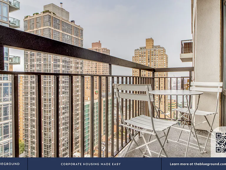 354 E 91st St #2102 — Photo 5