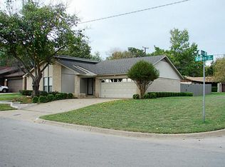 1732 Queen St, Fort Worth, TX 76103