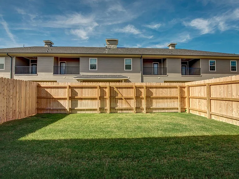 3415 Papa Bear Dr — Photo 21