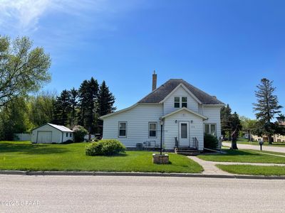 108 7th St W, Park River, ND, 58270