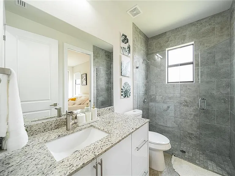 1608 NW 38th Ave — Photo 13