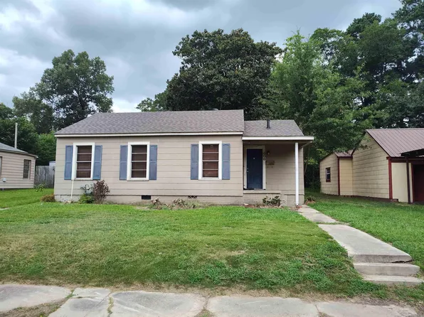 406 N Parkway Dr, El Dorado, AR 71730