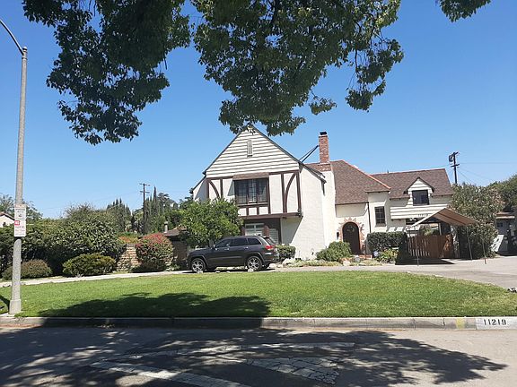 2nd image of 11219 Hortense St