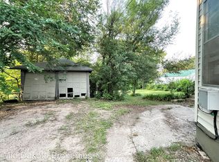 1009 W 4th Ave, Mitchell, SD 57301