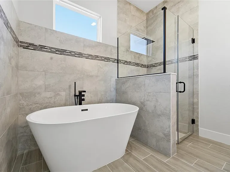 13690 SW 43rd Cir — Photo 23