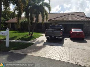 19301 NW 8th St, Pembroke Pines, FL 33029