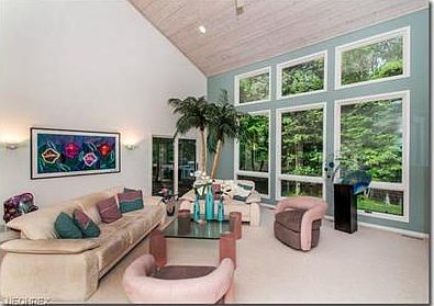 3rd image of 110 Valencia Cir
