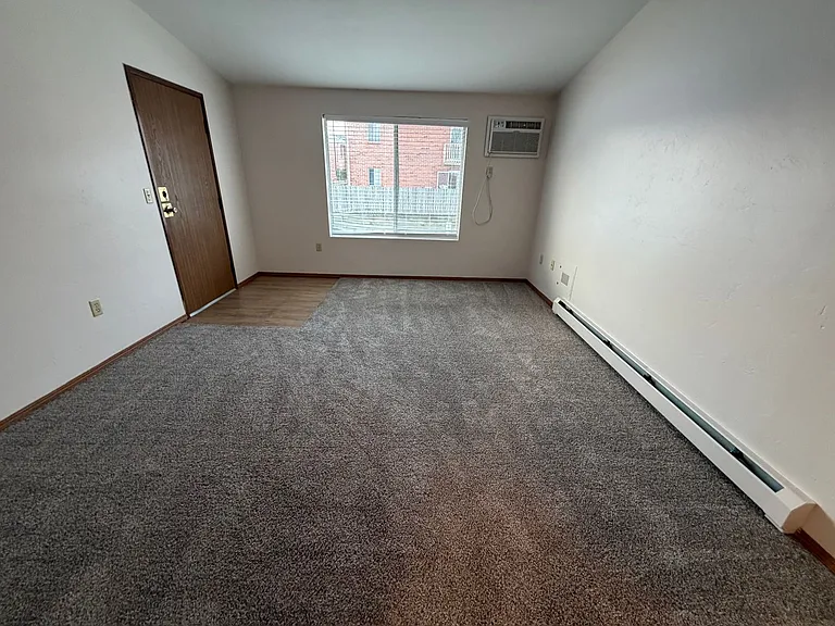 2677 Humboldt Rd — Photo 23