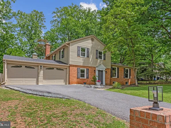 11117 Whisperwood Ln, Rockville, MD 20852