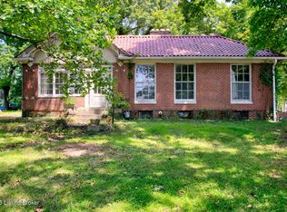 215 S Madison Ave, Middletown, KY 40243