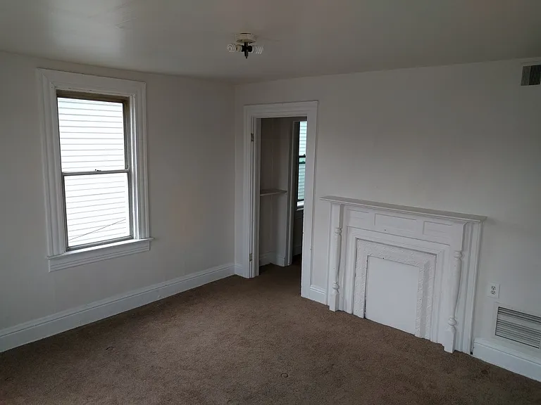 404-406 W 8th Ave #2 — Photo 3