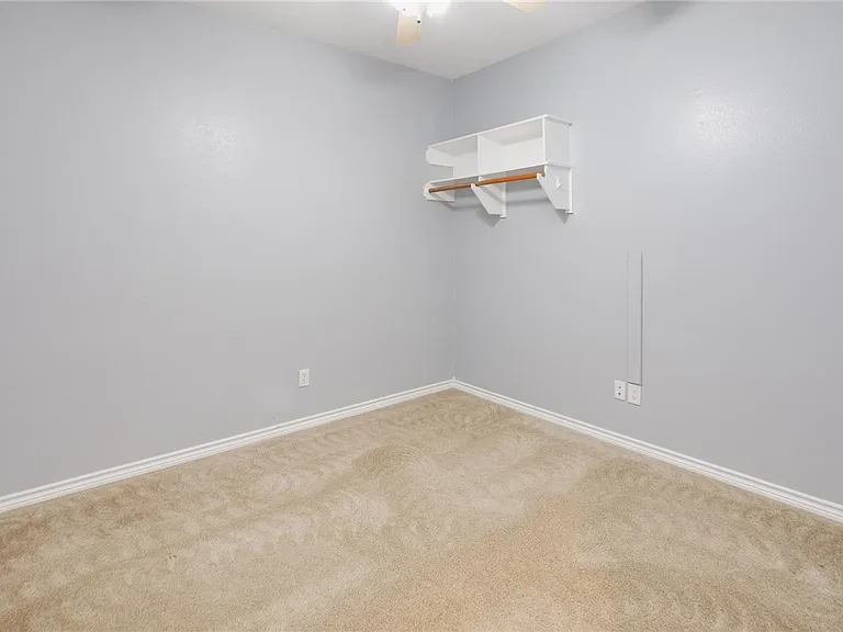 3715 Bridle Ct — Photo 20